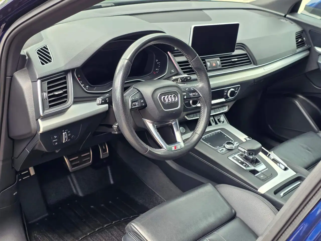 Audi Q5 photo Audi Q5
