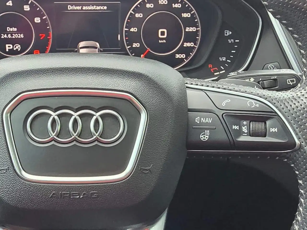 Audi Q5 photo Audi Q5