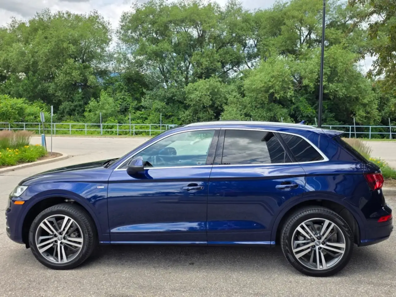 Audi Q5 photo Audi Q5