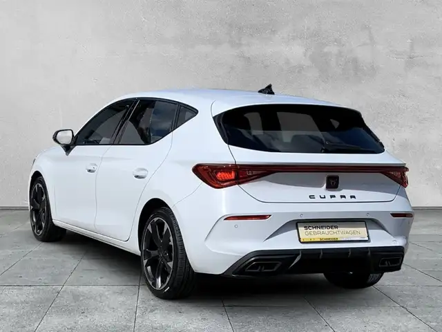 Cupra Leon view 3