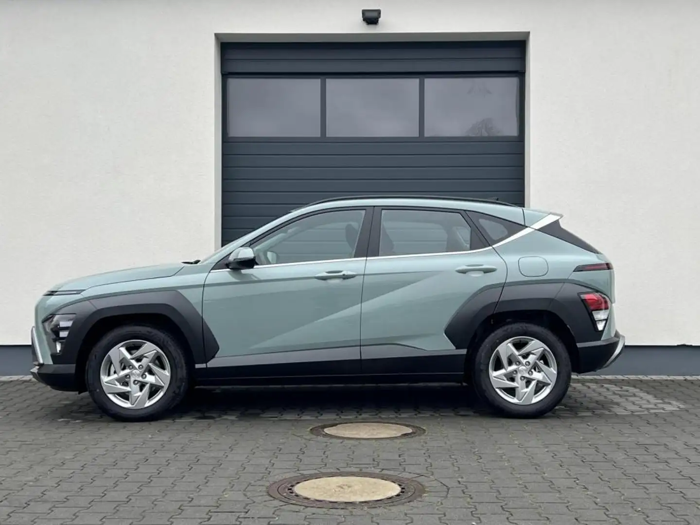 Hyundai KONA Smart 1,6 T-GDI DCT7 132KW MJ26 132 kW (179 PS)... - 1