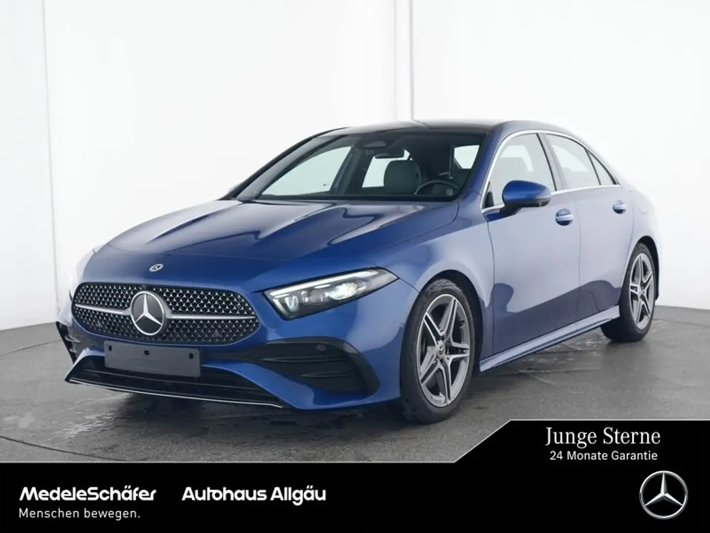 Mercedes-Benz A 250 A 250 4M AMG Premium+ AHK Distronic Pano NP67 LED Blau - 1