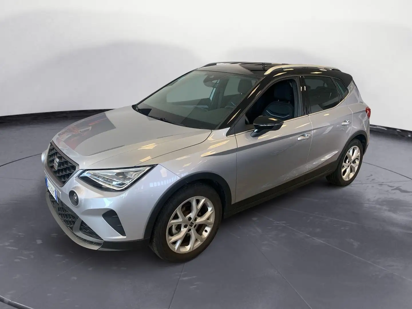 SEAT Arona 1.0 ECO TSI 95CV FR Nero - 1