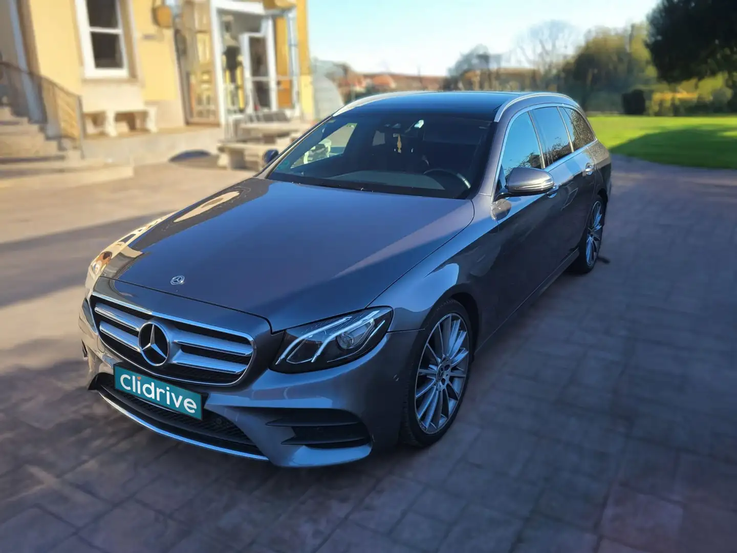Mercedes-Benz E 220 d Estate Gris - 2
