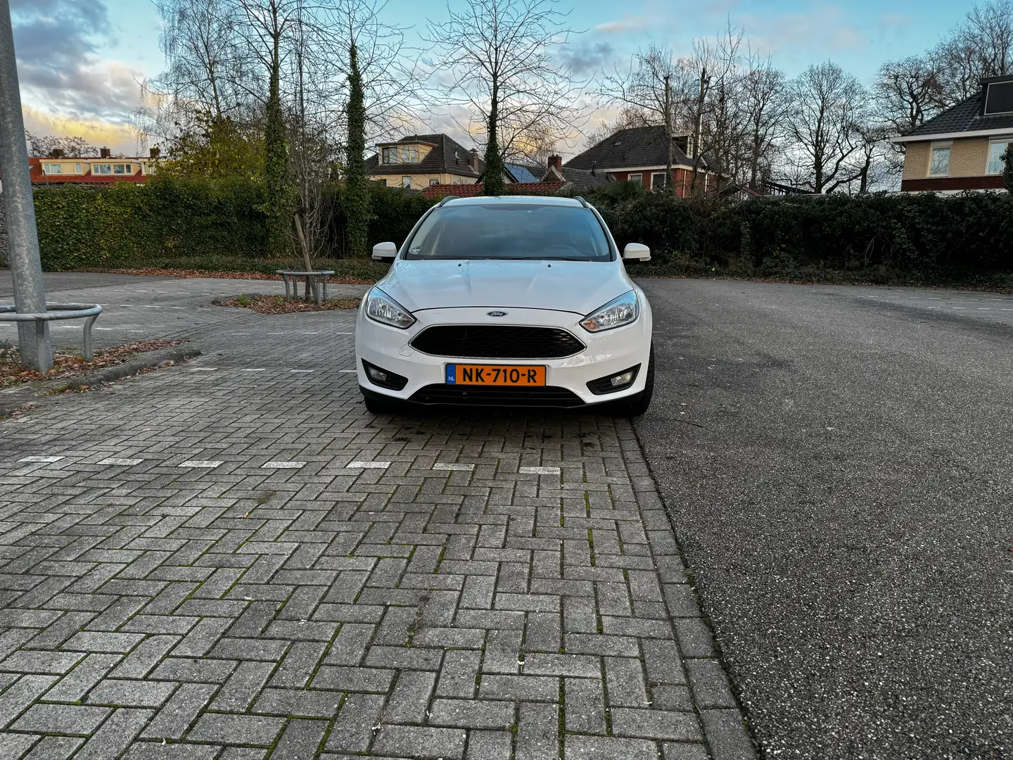 Ford Focus Focus 1.0 Lease Edition NWE MOTORBLOK Wit - 1