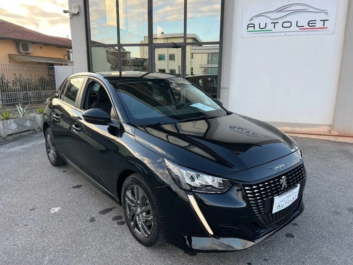 Peugeot 208 BlueHDi 100 Stop&Start 5 porte Allure Noir - 1