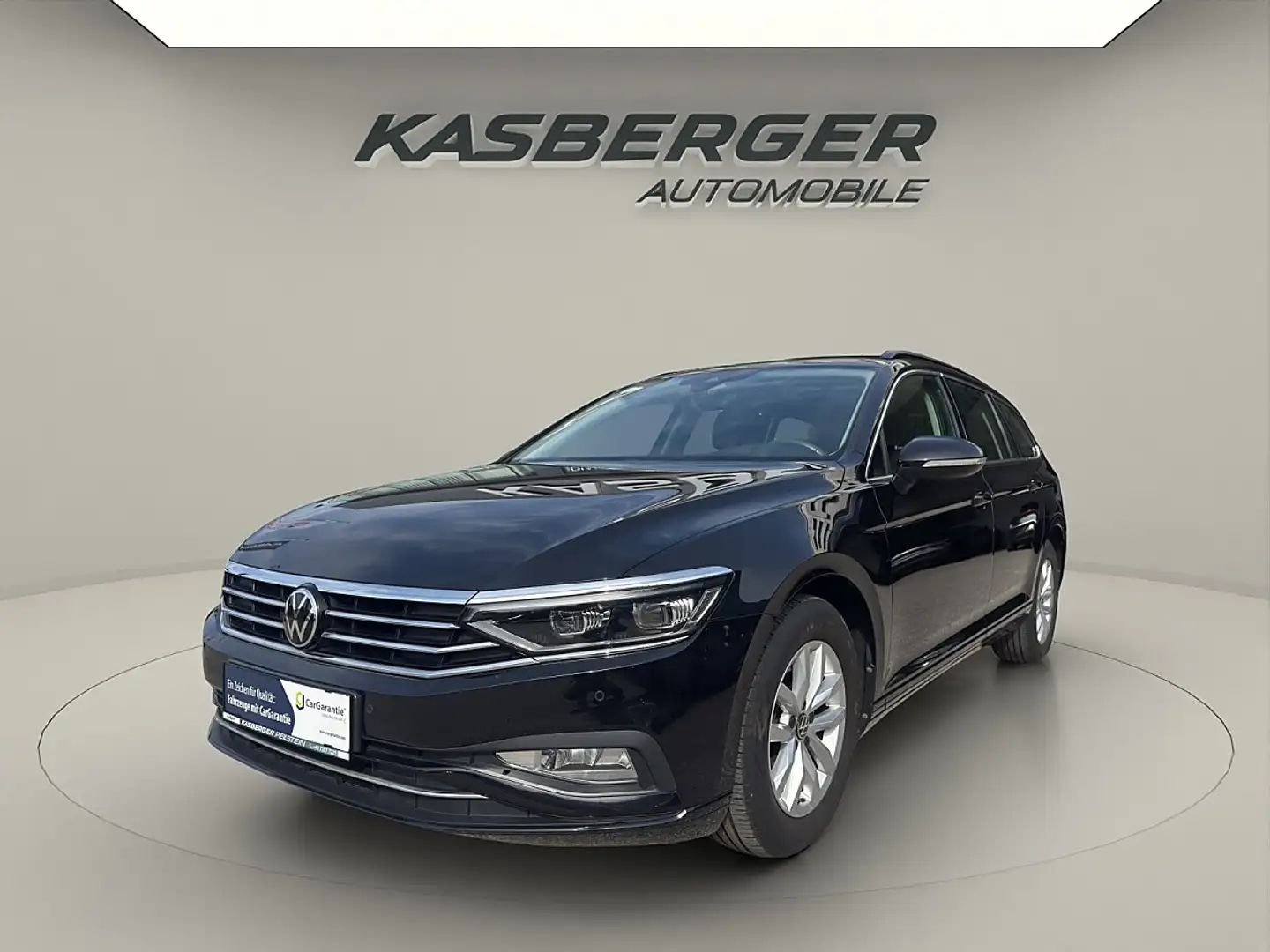 Volkswagen Passat 1,6 SCR TDI DSG Schwarz - 1