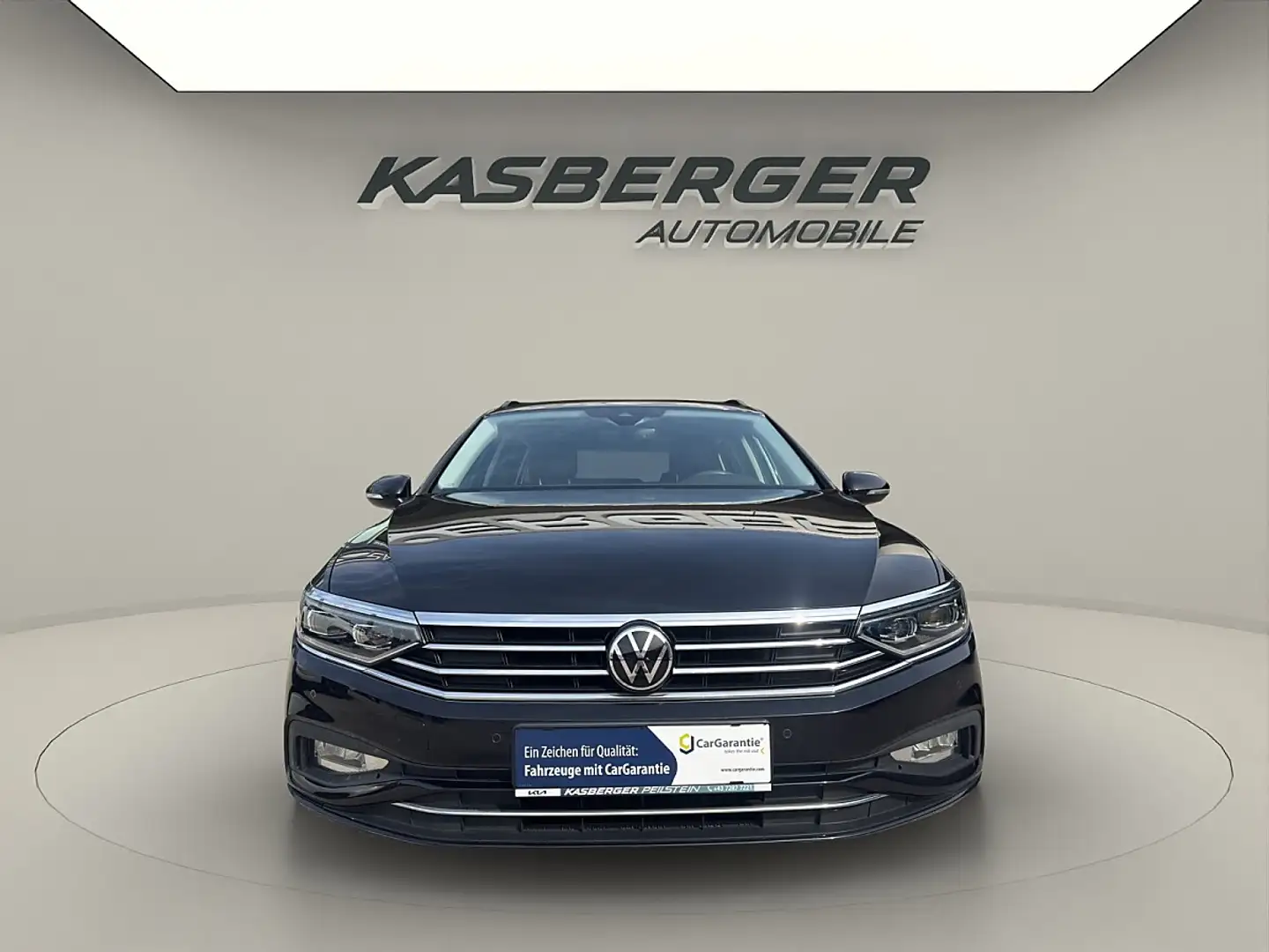 Volkswagen Passat 1,6 SCR TDI DSG Schwarz - 2