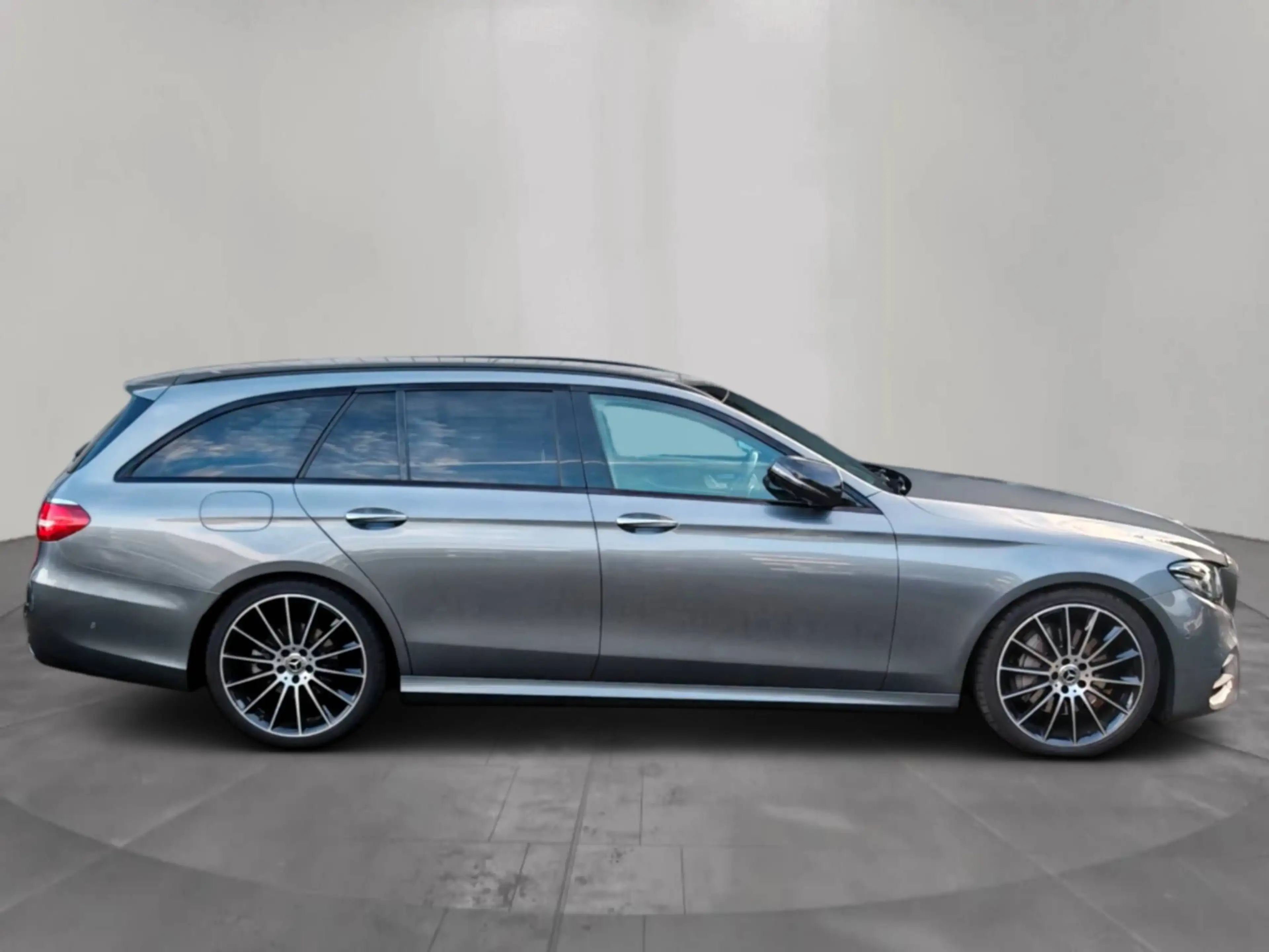 Mercedes-Benz E 220 d 4M T AMG Pano Memory ACC Keyless HUD AHK — photo 7