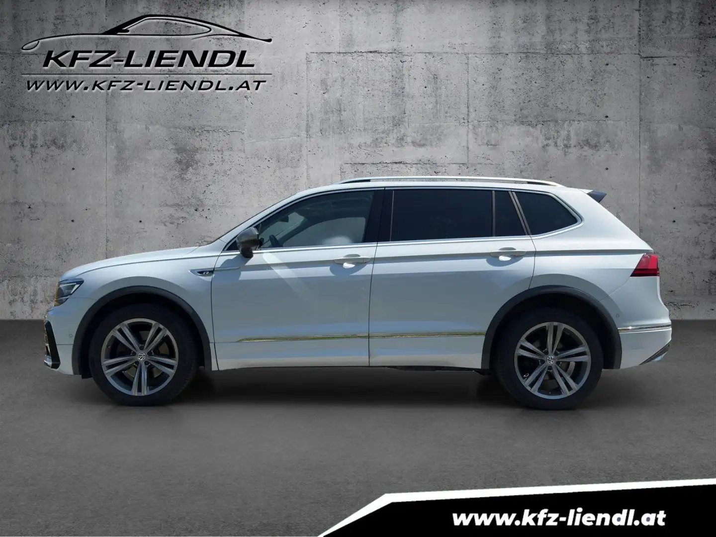 Volkswagen Tiguan Allspace 2.0 TDI Highline 4Motion 7Sitze Silber - 2