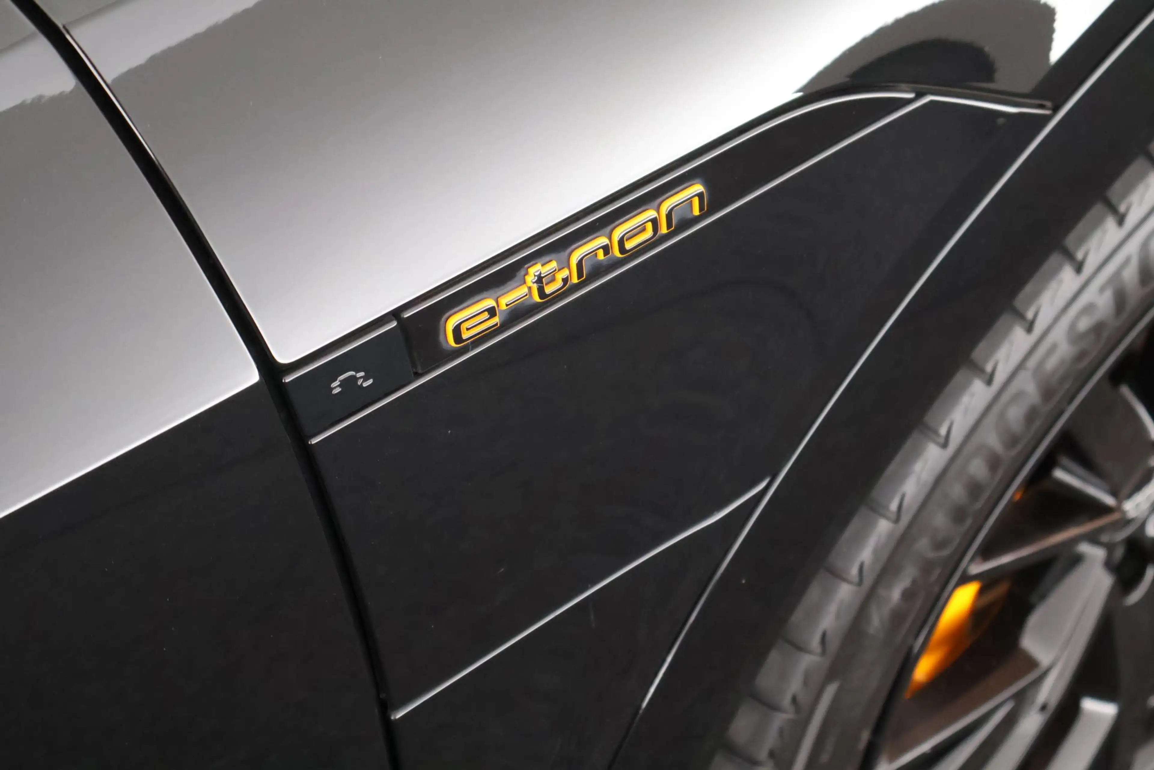 Audi e-tron Sportback 55 quattro 408pk S edition 95 kWh Leder — photo 46