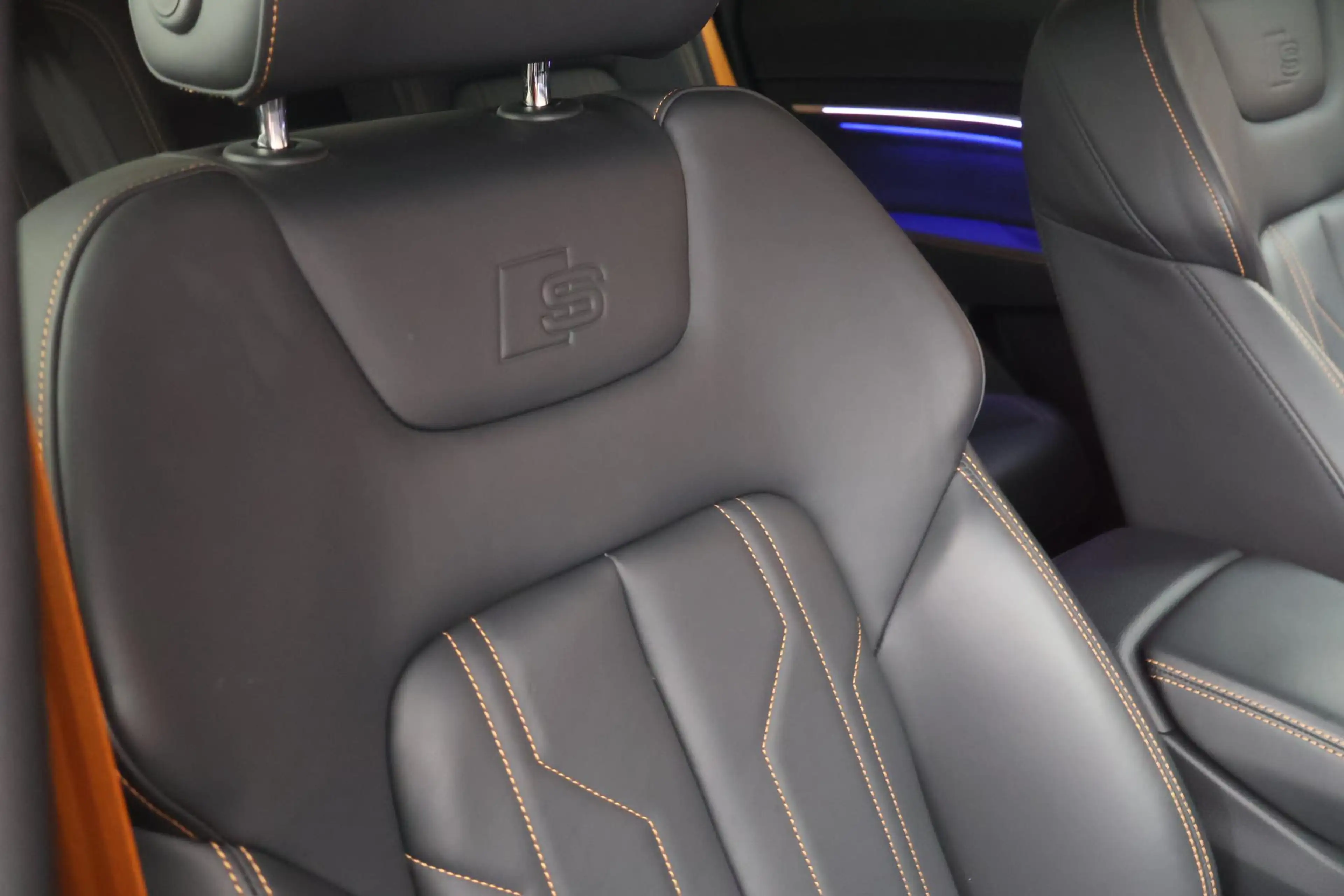 Audi e-tron Sportback 55 quattro 408pk S edition 95 kWh Leder — photo 43