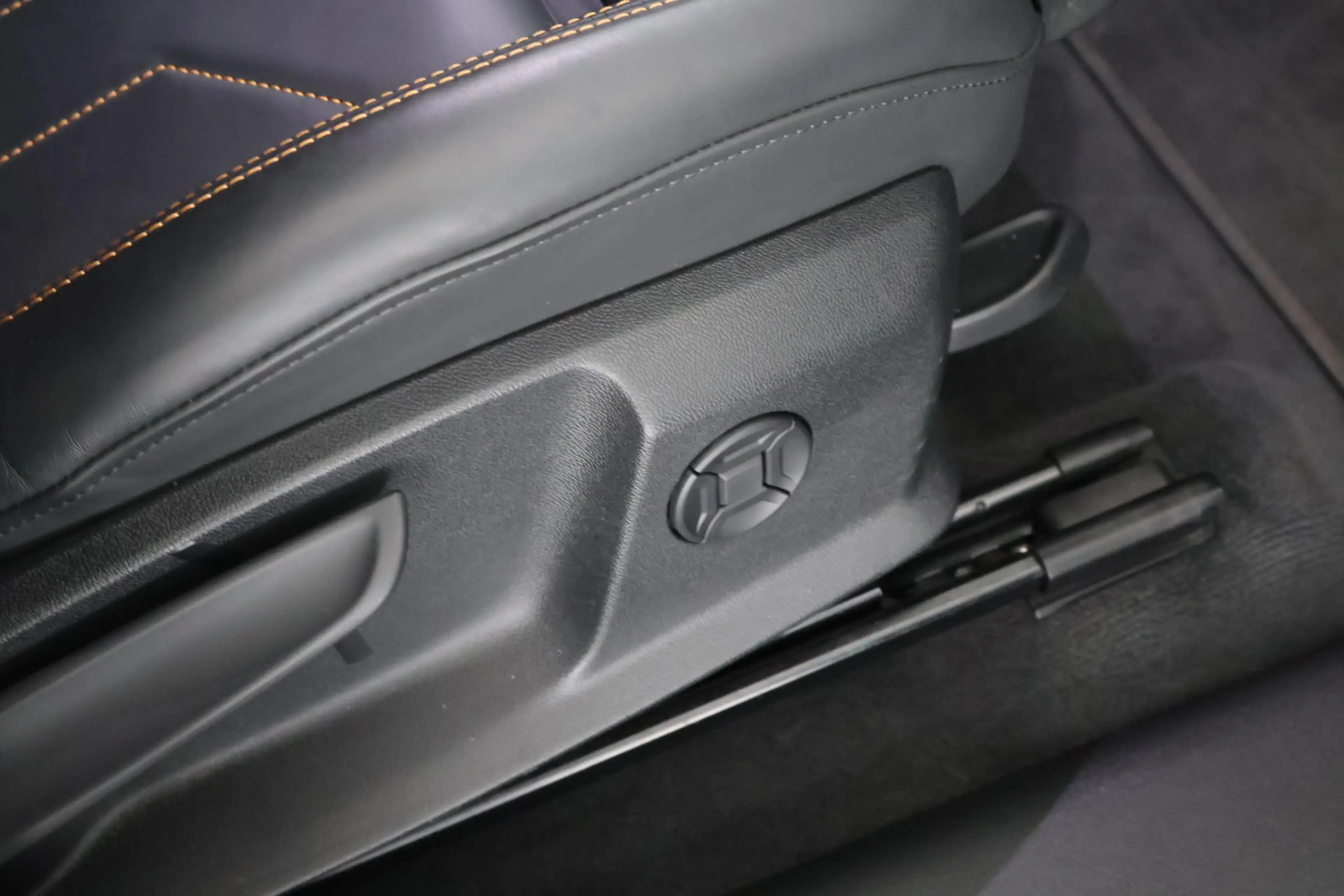 Audi e-tron Sportback 55 quattro 408pk S edition 95 kWh Leder — photo 42