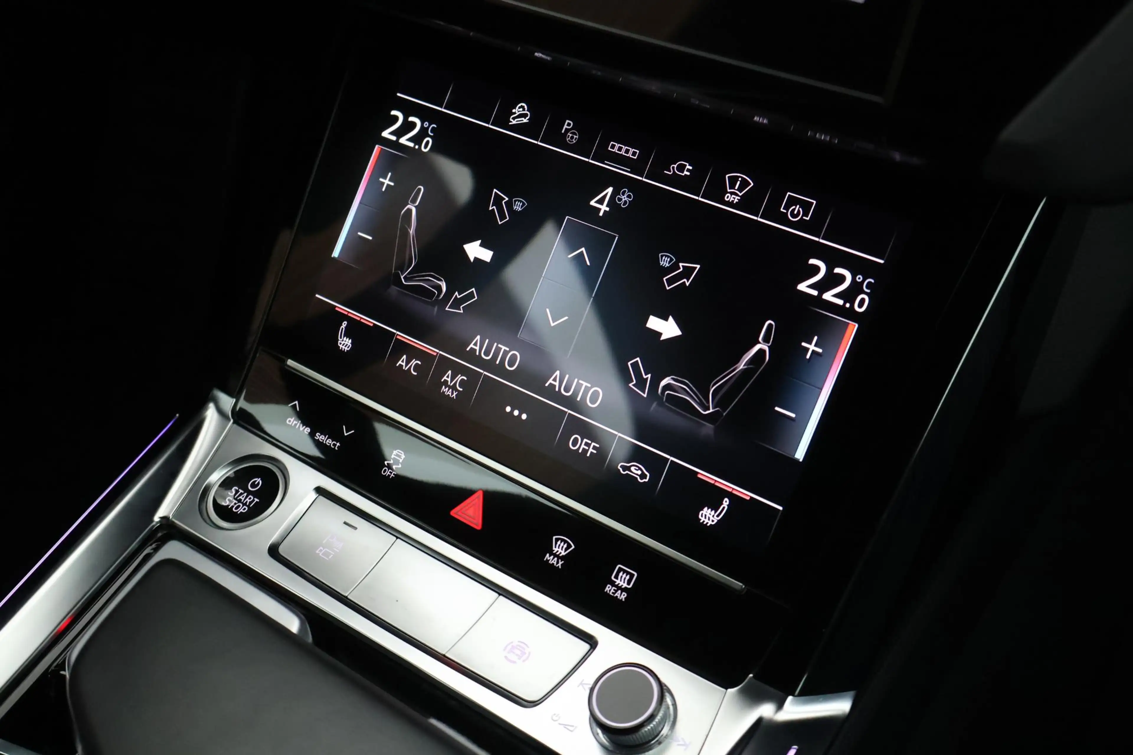 Audi e-tron Sportback 55 quattro 408pk S edition 95 kWh Leder — photo 37