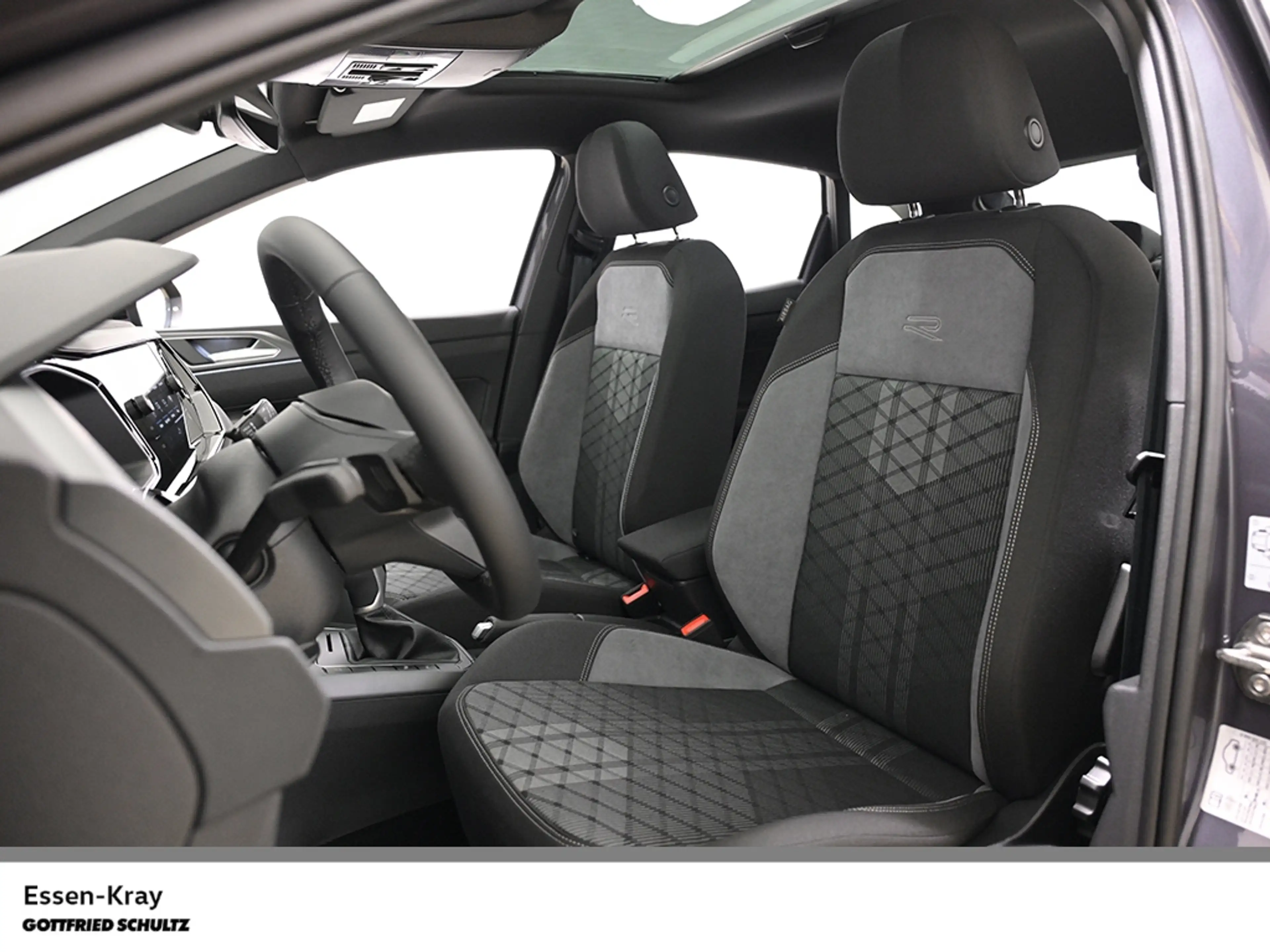 Volkswagen Taigo R-Line 1.0 TSI DSG Pano LED Kamera — photo 11