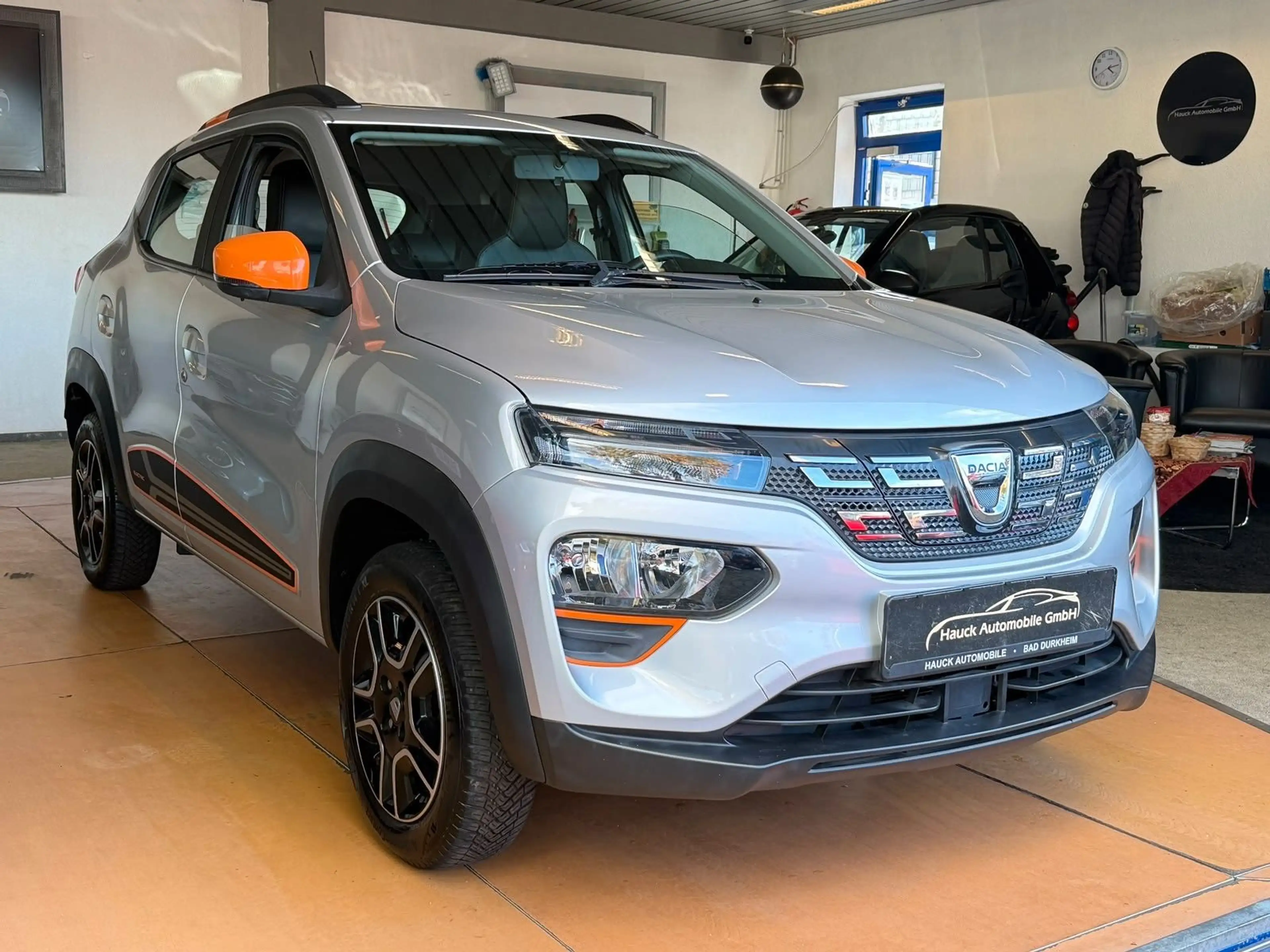 Dacia Spring Electric Comfort Plus R-Kamera / PDC — photo 6