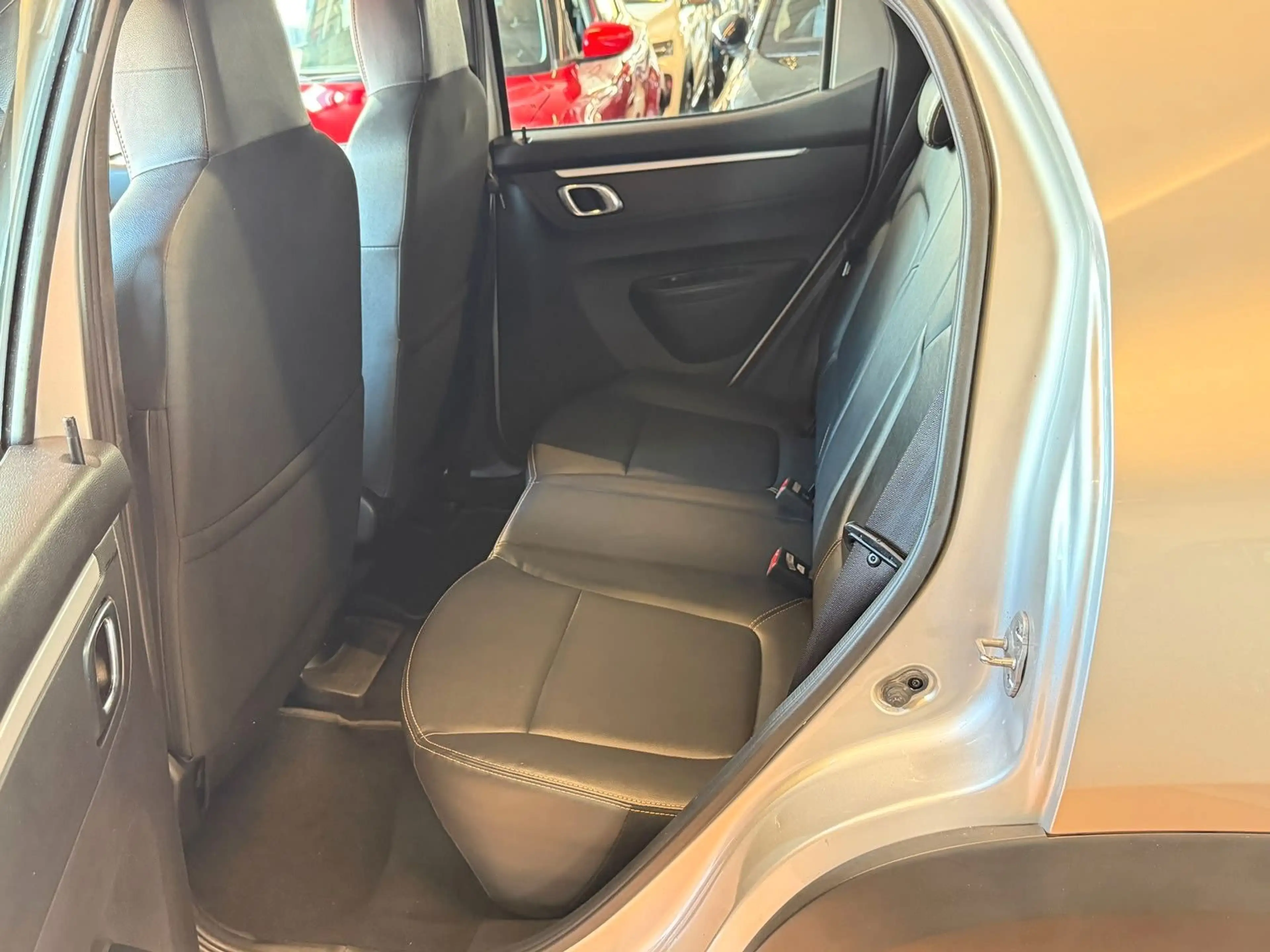 Dacia Spring Electric Comfort Plus R-Kamera / PDC — photo 10