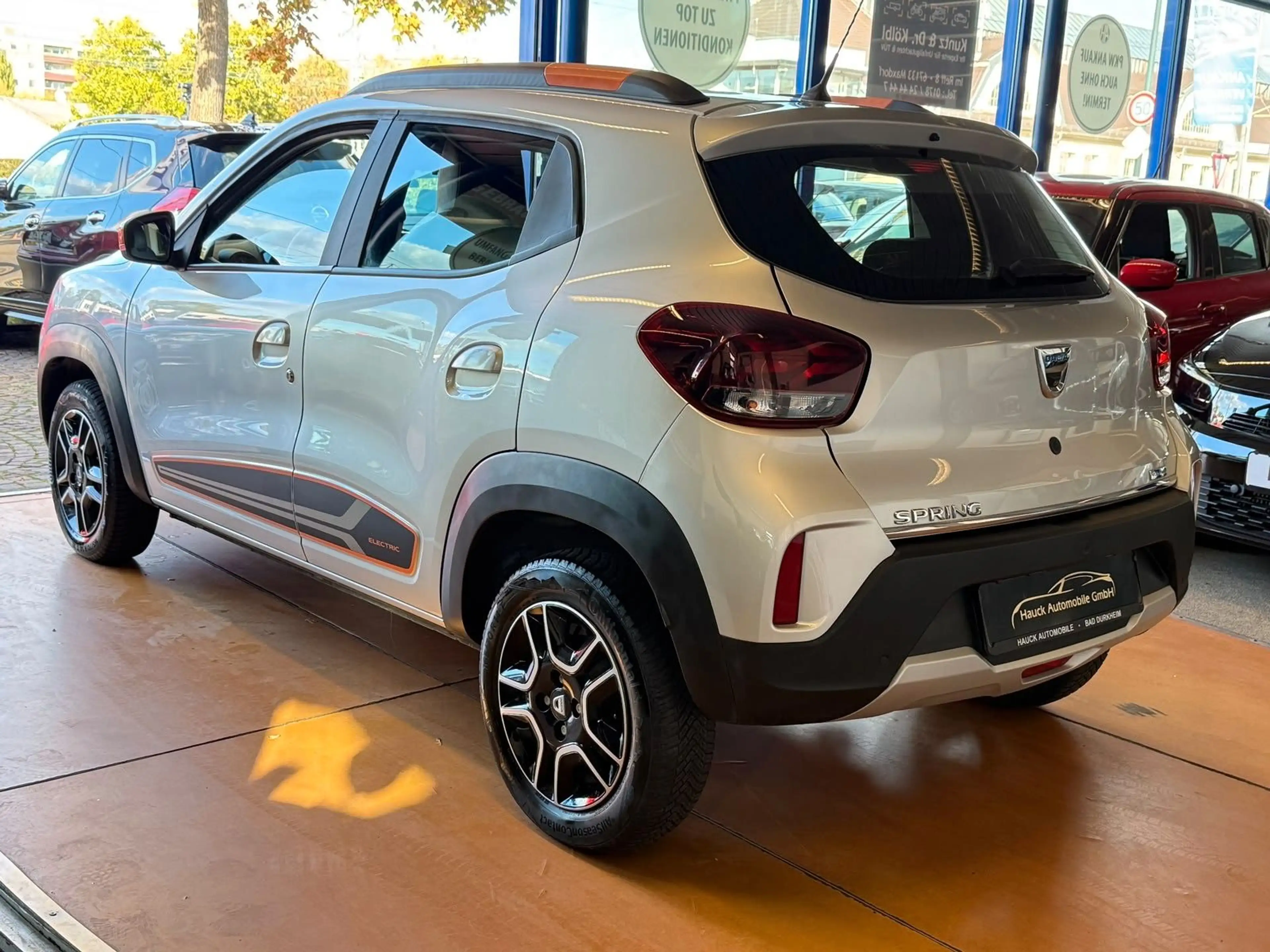 Dacia Spring Electric Comfort Plus R-Kamera / PDC — photo 3