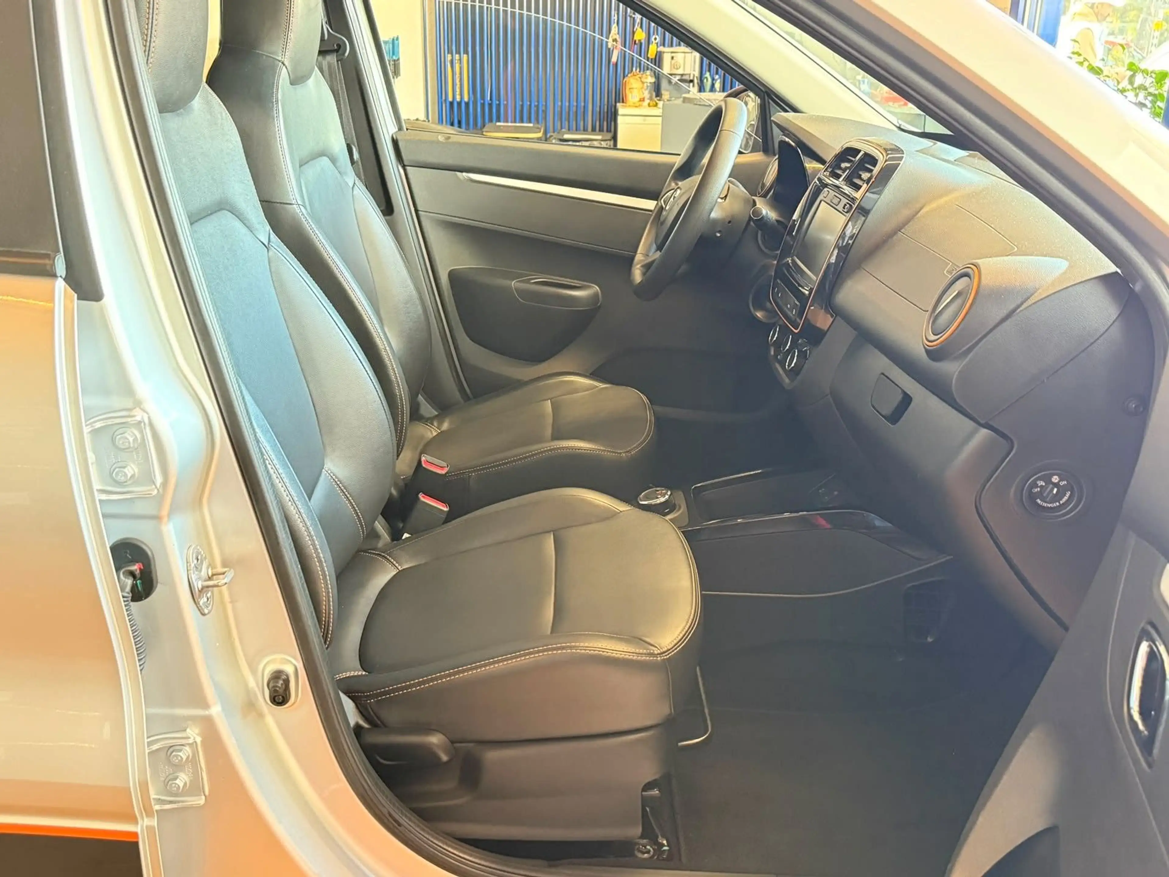Dacia Spring Electric Comfort Plus R-Kamera / PDC — photo 13