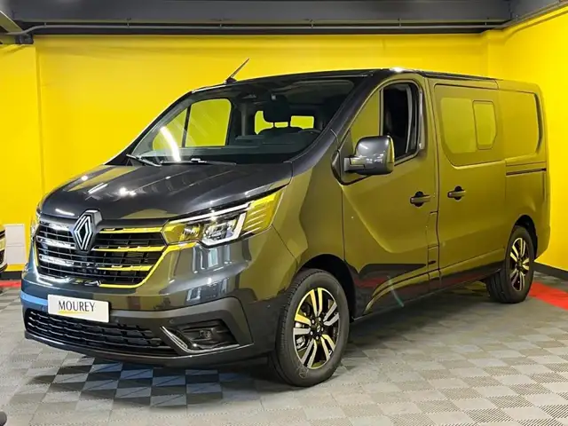2026 Renault Trafic in Grey for sale