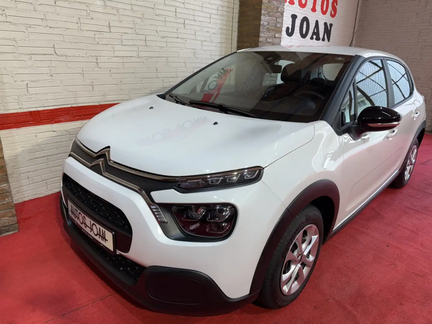 Citroen C3 1.5BlueHDi S&S Live Pack 100 Wit - 2