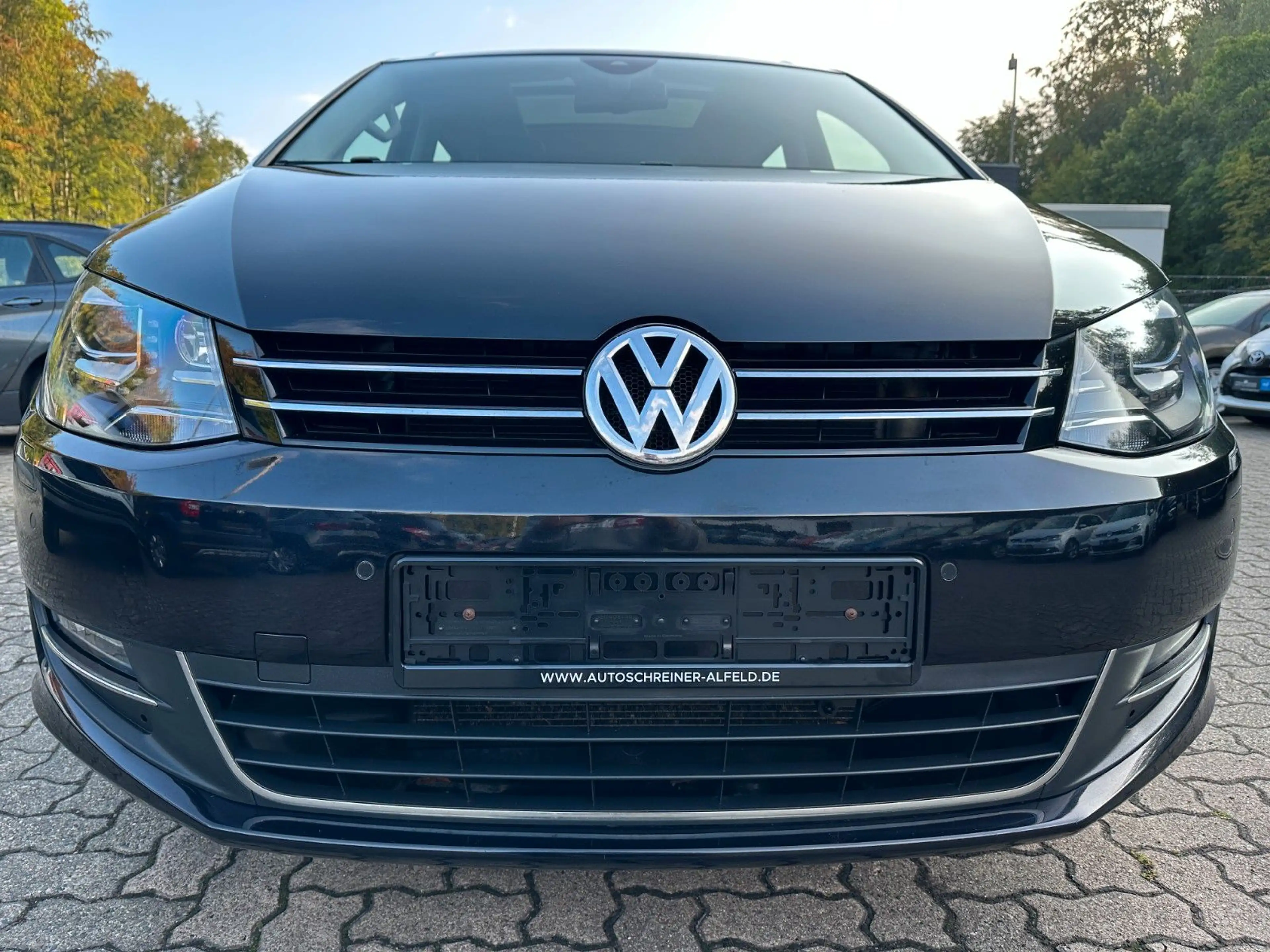 Volkswagen Sharan Highline BMT 7-SITZE AHK RFK SHZ LEDER — photo 3