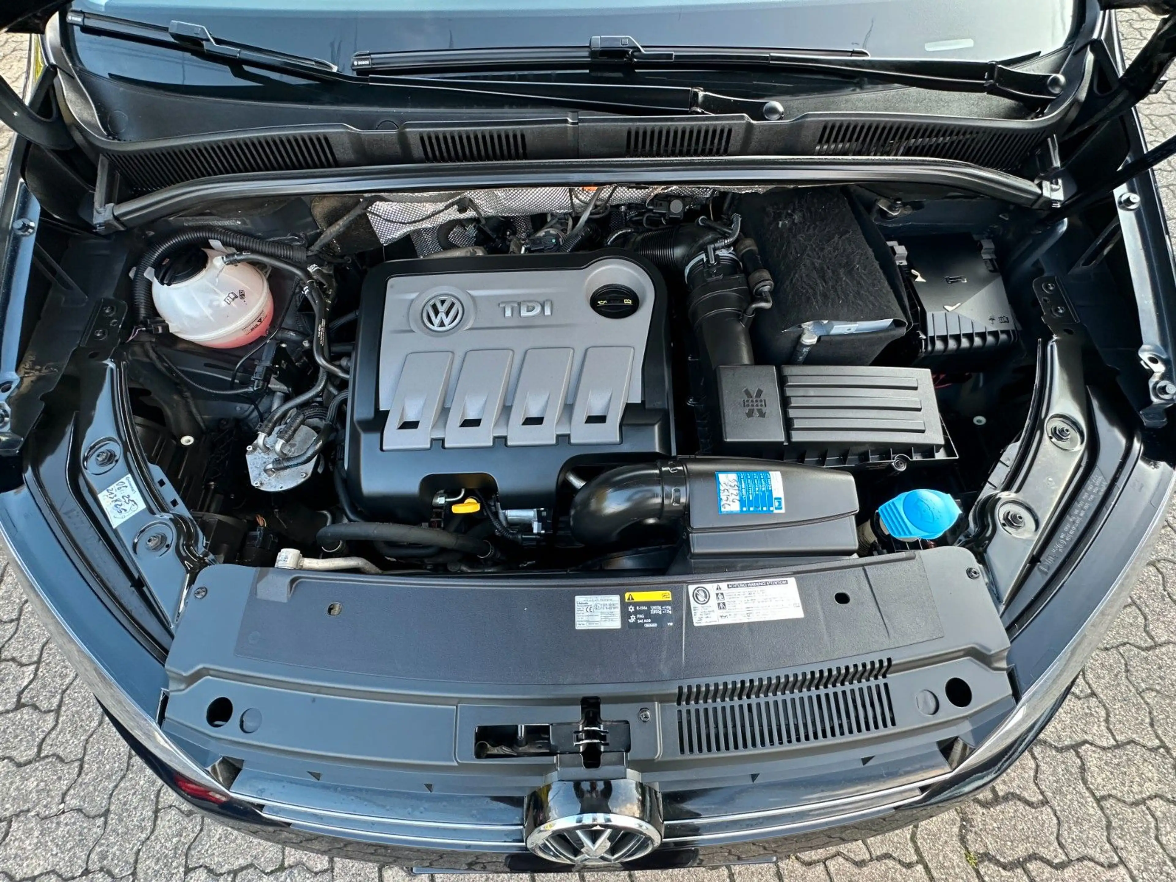 Volkswagen Sharan Highline BMT 7-SITZE AHK RFK SHZ LEDER — photo 20