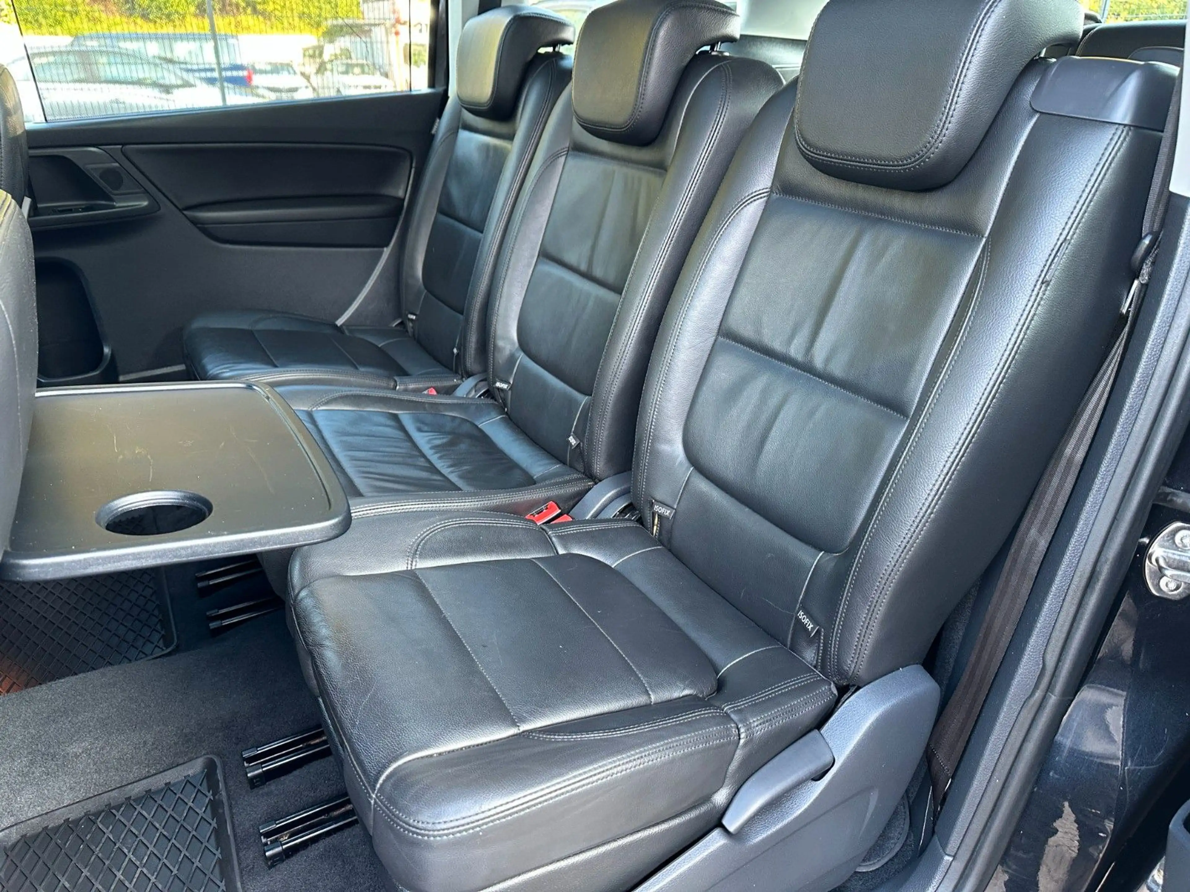 Volkswagen Sharan Highline BMT 7-SITZE AHK RFK SHZ LEDER — photo 16