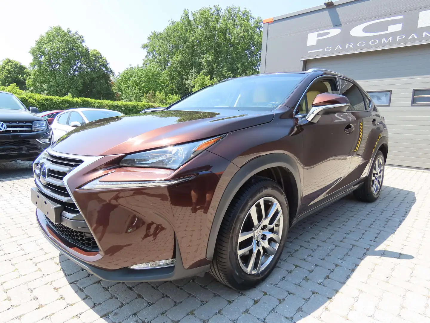 Lexus NX 300h 2.5i AWD Executive Line E-CVT Barna - 1