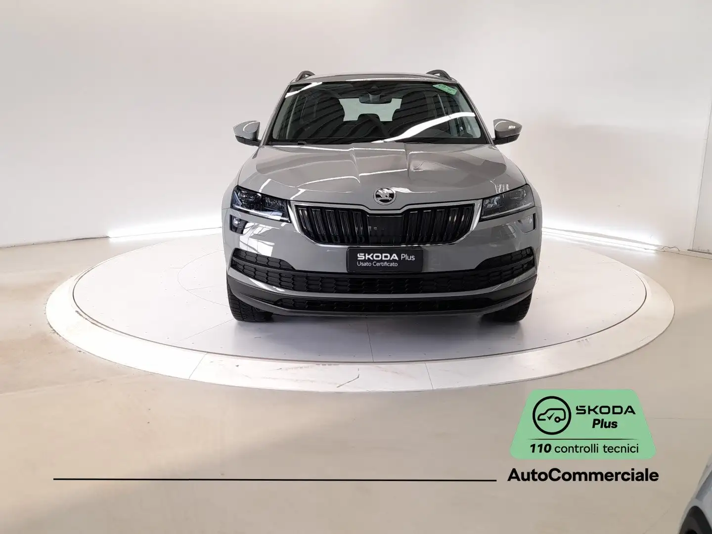 Skoda Karoq Karoq 1.6 TDI SCR DSG Executive Gris - 2