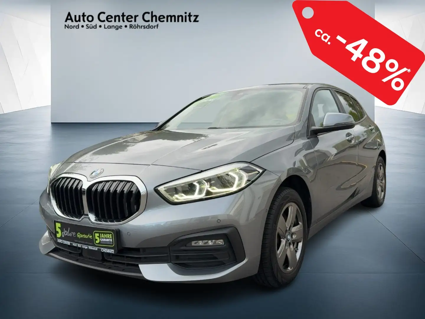 BMW 118 i Advantage LED/Navi/Kamera/SHZ/TEMP Grau - 2