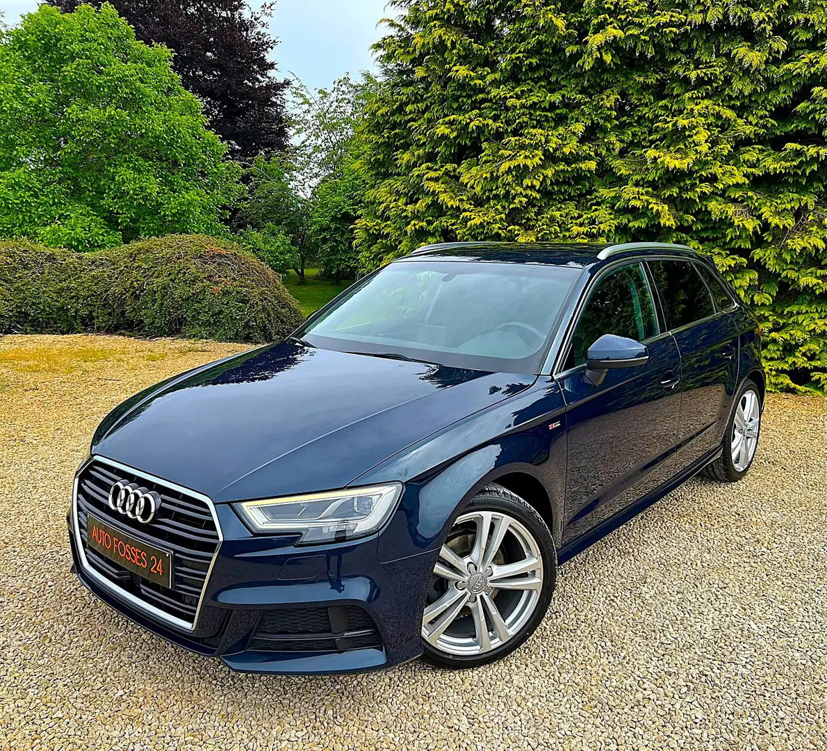 Audi A3 SPORTBACK 30 TDI PACK SPORT S-LiNE FULL OPTIONS Blau - 1