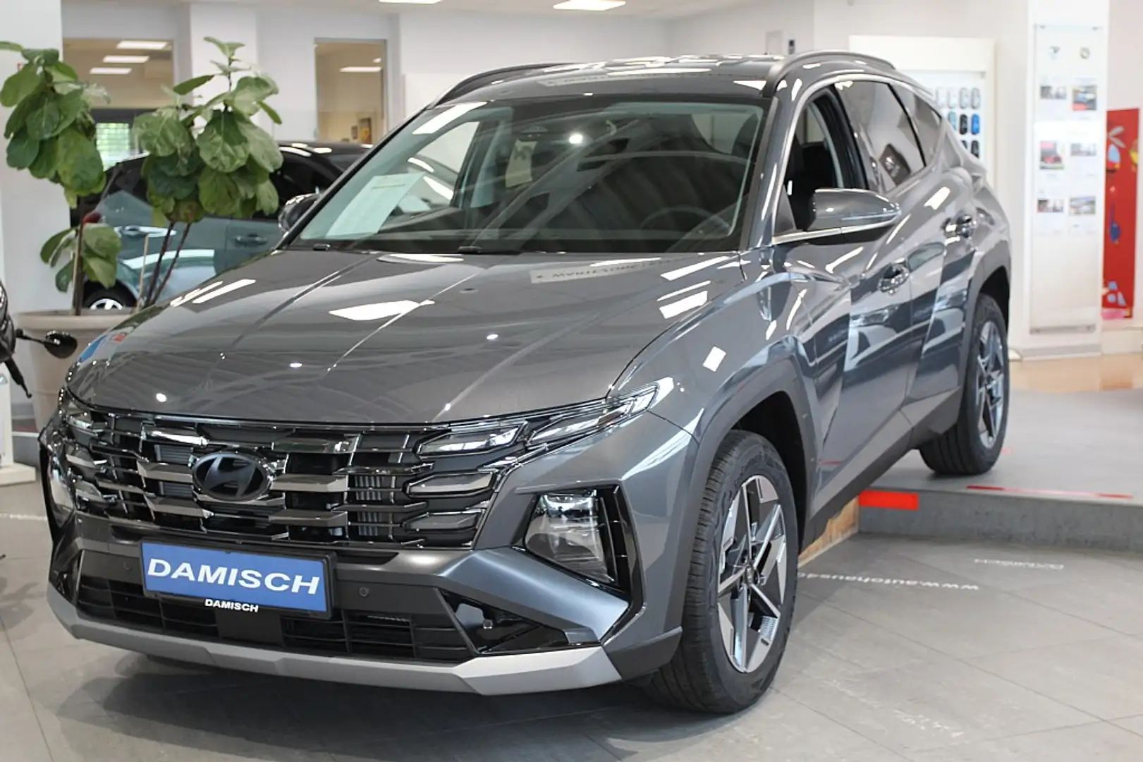 Hyundai TUCSON Tucson 1,6 T-GDI 48V 2WD GO Plus Grau - 2