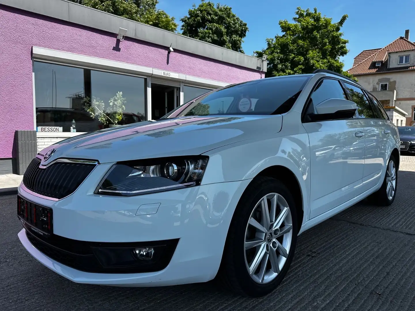 Skoda Octavia Combi Joy 1.4 TSI"HU/AU+Service+Garantie Weiß - 1