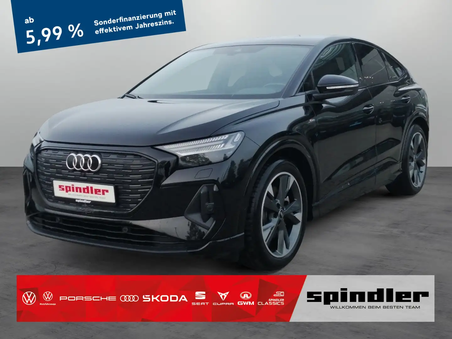 Audi Q4 e-tron S-Line Navi+ Matrix RFK Soun Schwarz - 1