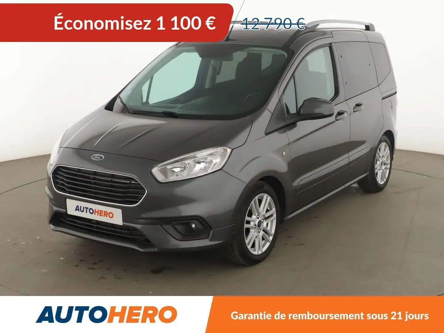 Ford Tourneo Courier 1.0 EcoBoost Titanium Šedá - 1