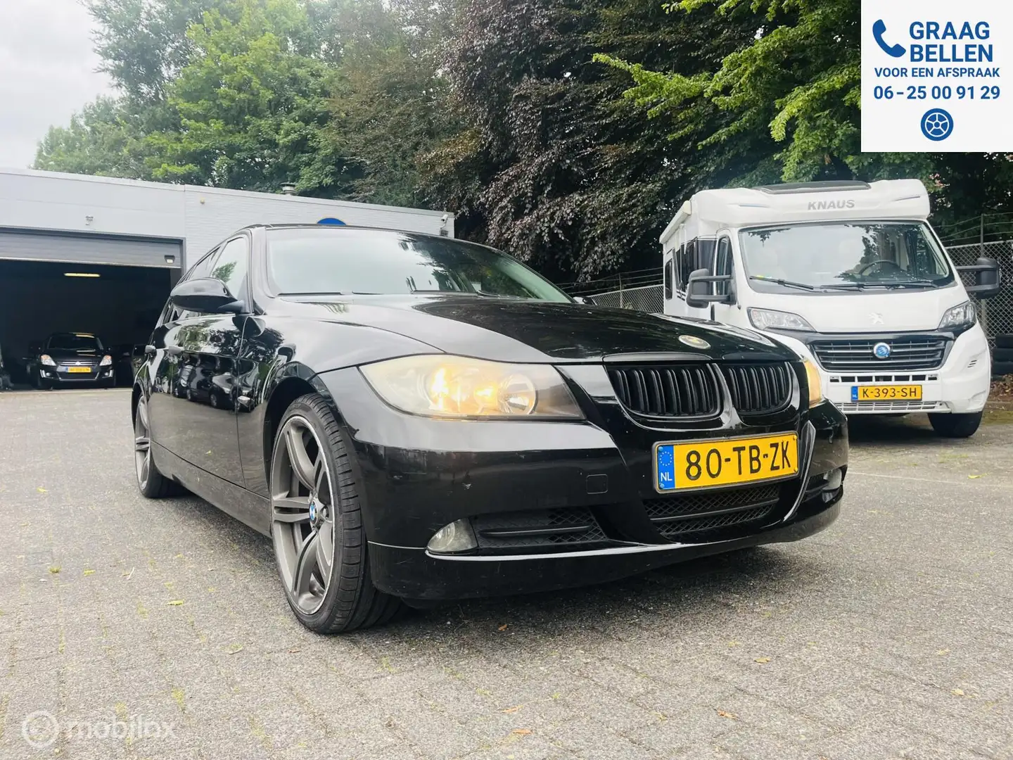 BMW 320 3-serie Touring 320i Dynamic Executive 19" LM / Cl Schwarz - 2