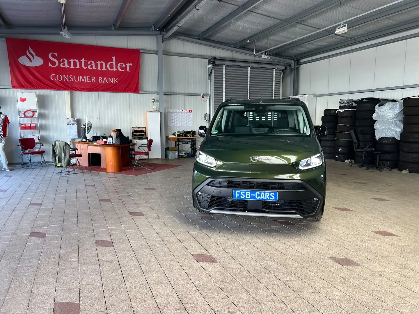 Toyota Proace City Verso Grün - 2