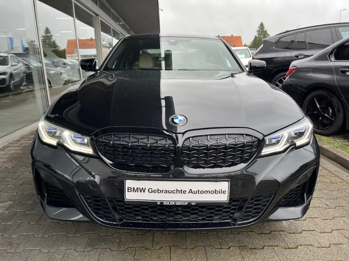 BMW 340 xDrive A M Sport HUD SHZ Navi DA Memory DAB Hifi L Schwarz - 2