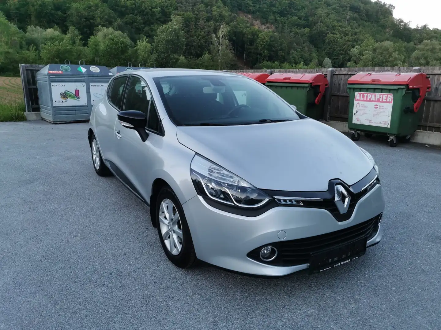 Renault Clio Grau - 2
