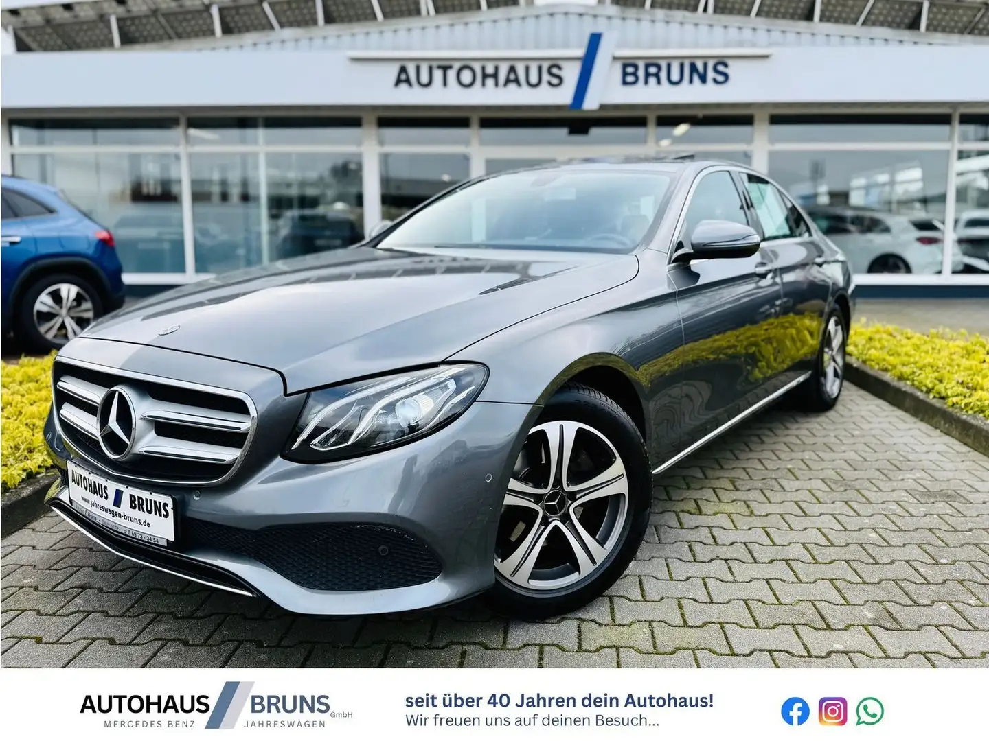 Mercedes-Benz E 220 d AVANTGARDE, Autom., SHD, AHK, PTS, Navi, SHZ, Grau - 1