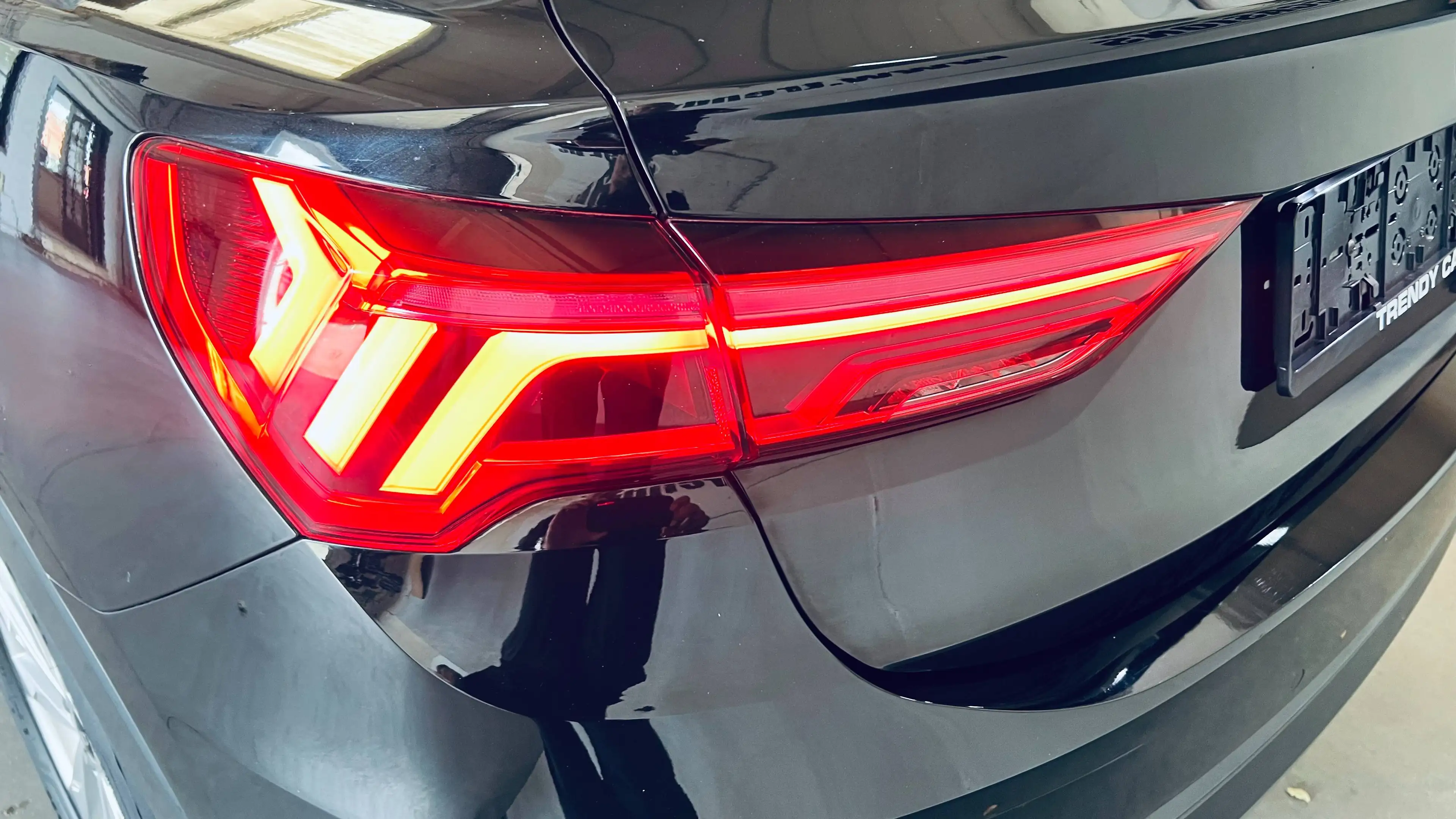 Audi Q3 Sportback 35 TFSI S tronic+LED+CUIR+CARPLAY+CAMERA+CARNET+GARANTIE — photo 9