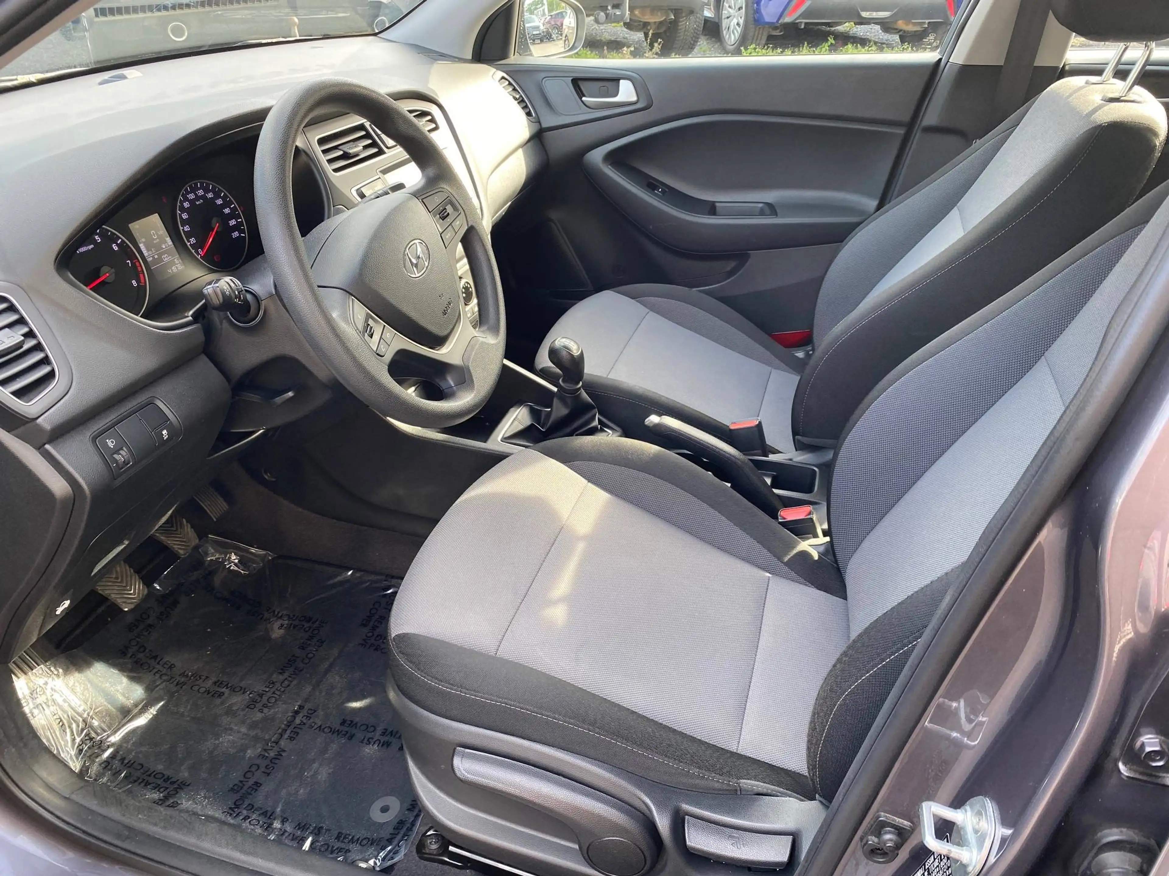 Hyundai i20 i20 1.2i Air AIRCO CRUISE BLEUTOOTH MET GARANTIE — photo 8