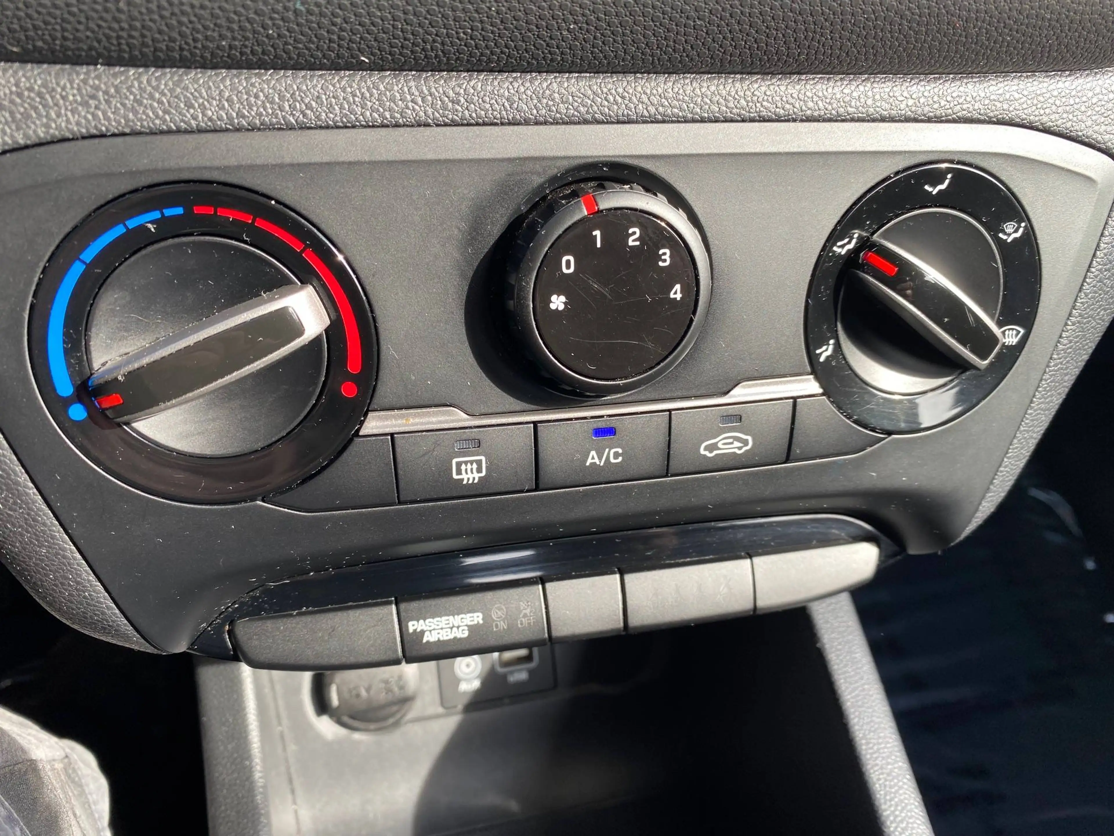 Hyundai i20 i20 1.2i Air AIRCO CRUISE BLEUTOOTH MET GARANTIE — photo 12