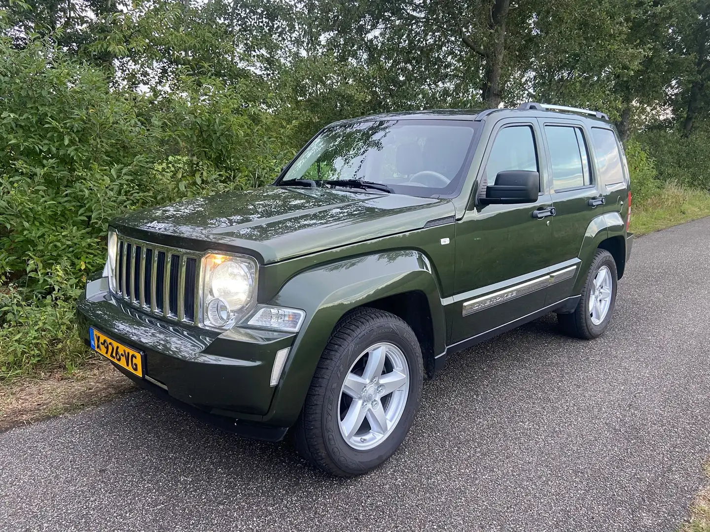Jeep Cherokee Cherokee 3.7 Automatik Limited Grün - 1
