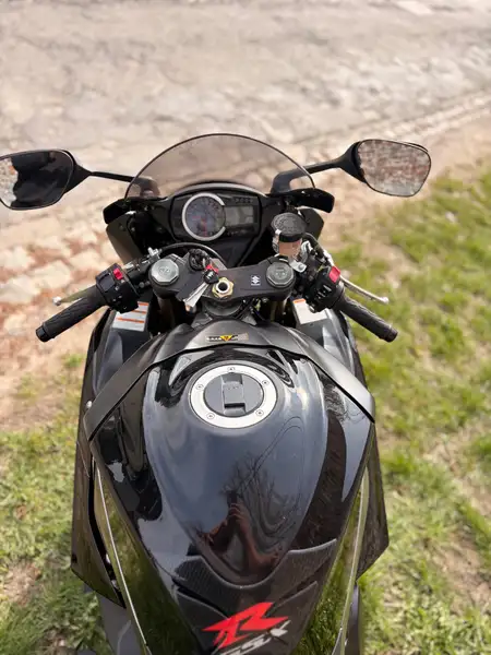 Suzuki GSX-R 1000 - foto 5