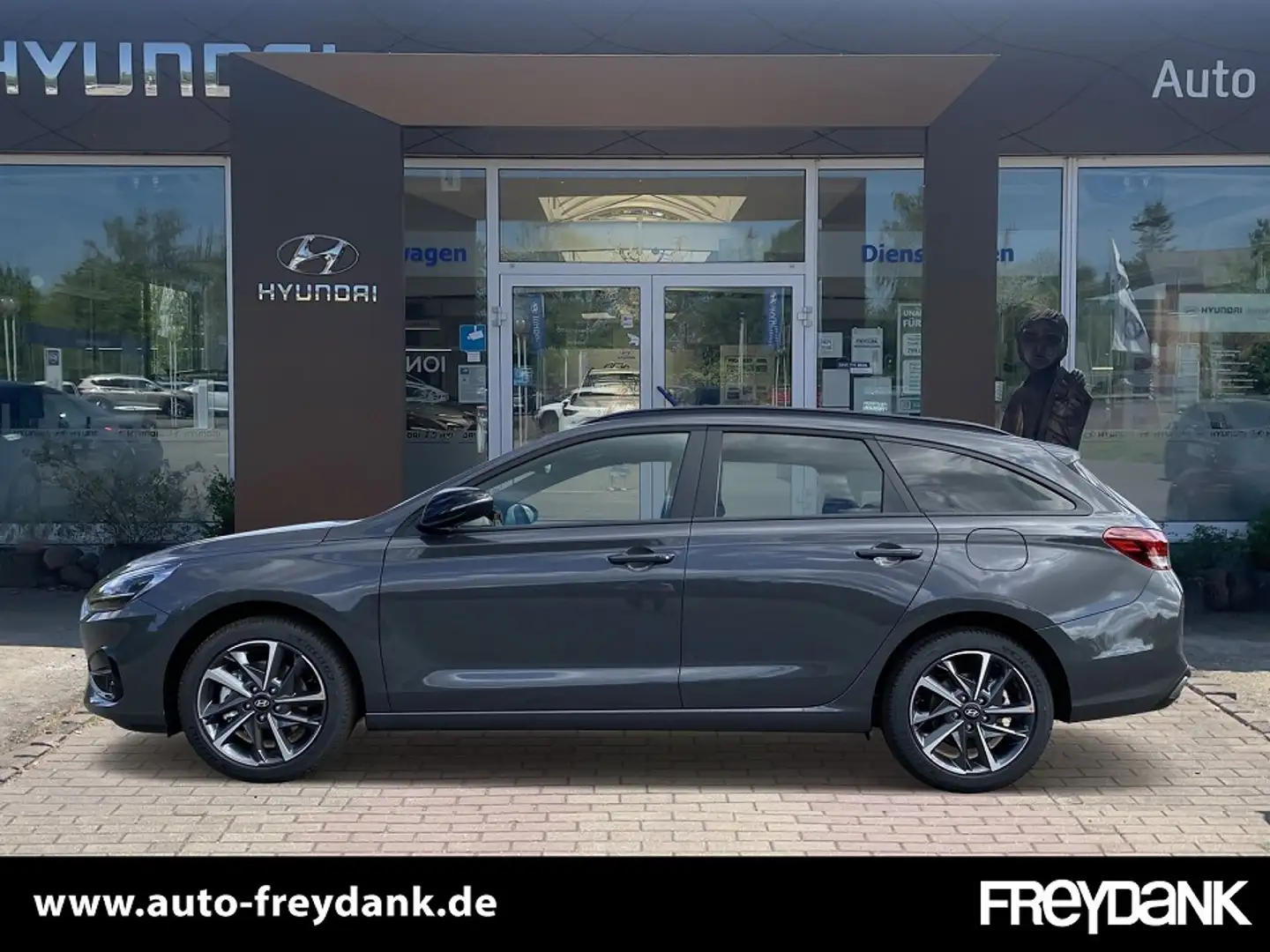 Hyundai i30 FL Kombi (MY25) 1.0 T-GDI (100PS) 7-DCT 2WD ADVANT Grijs - 2