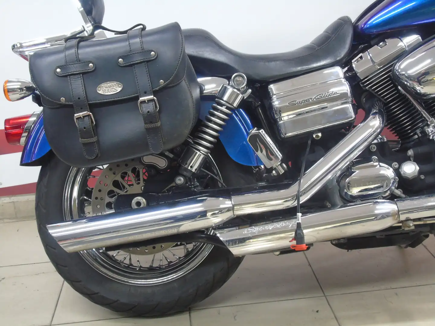 Harley-Davidson Dyna Super Glide Black - 2