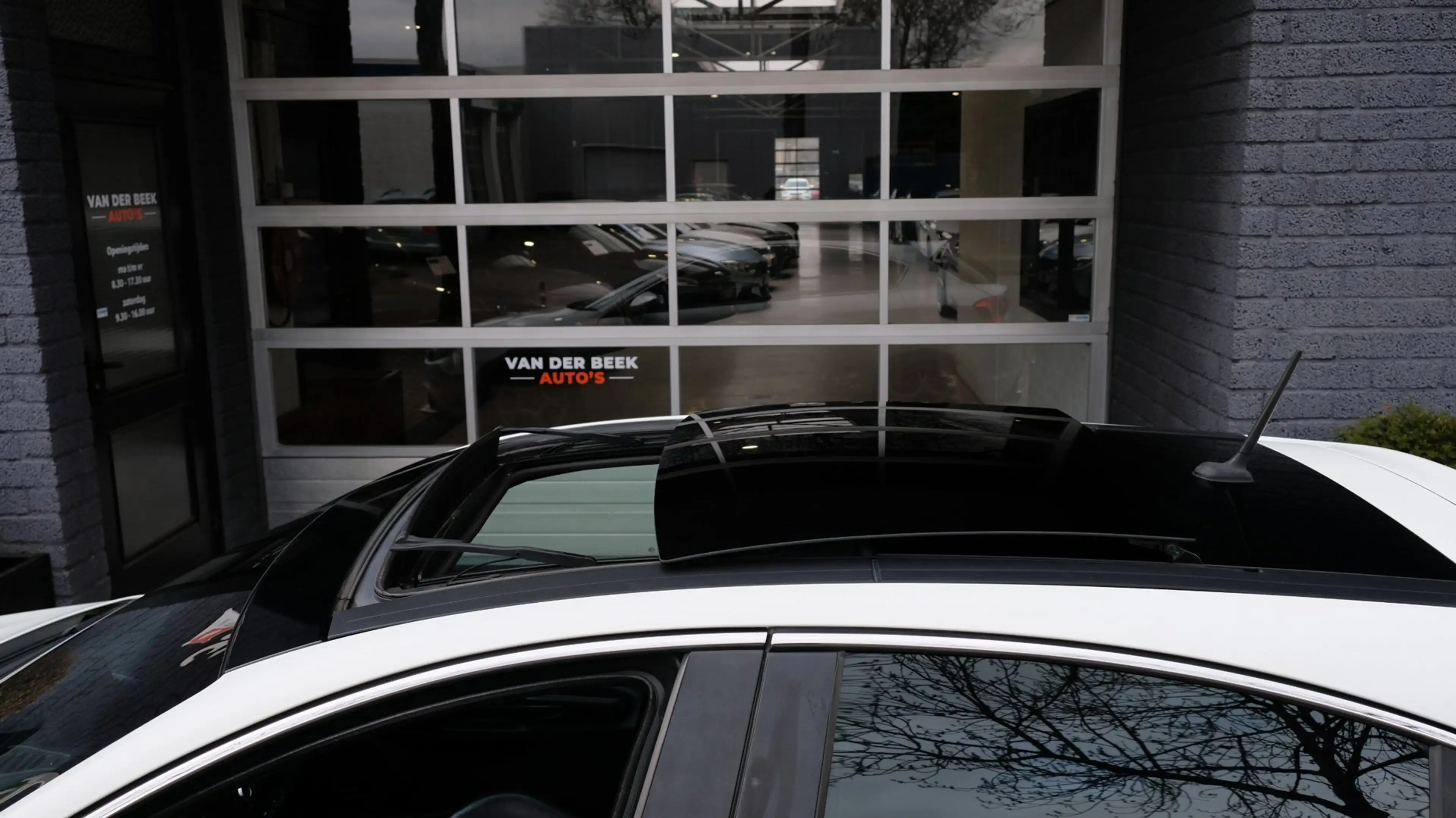 Alfa Romeo Giulietta 1.7 TBi Quadrifoglio Verde |Bose|Leder|Pano|Xenon — photo 19