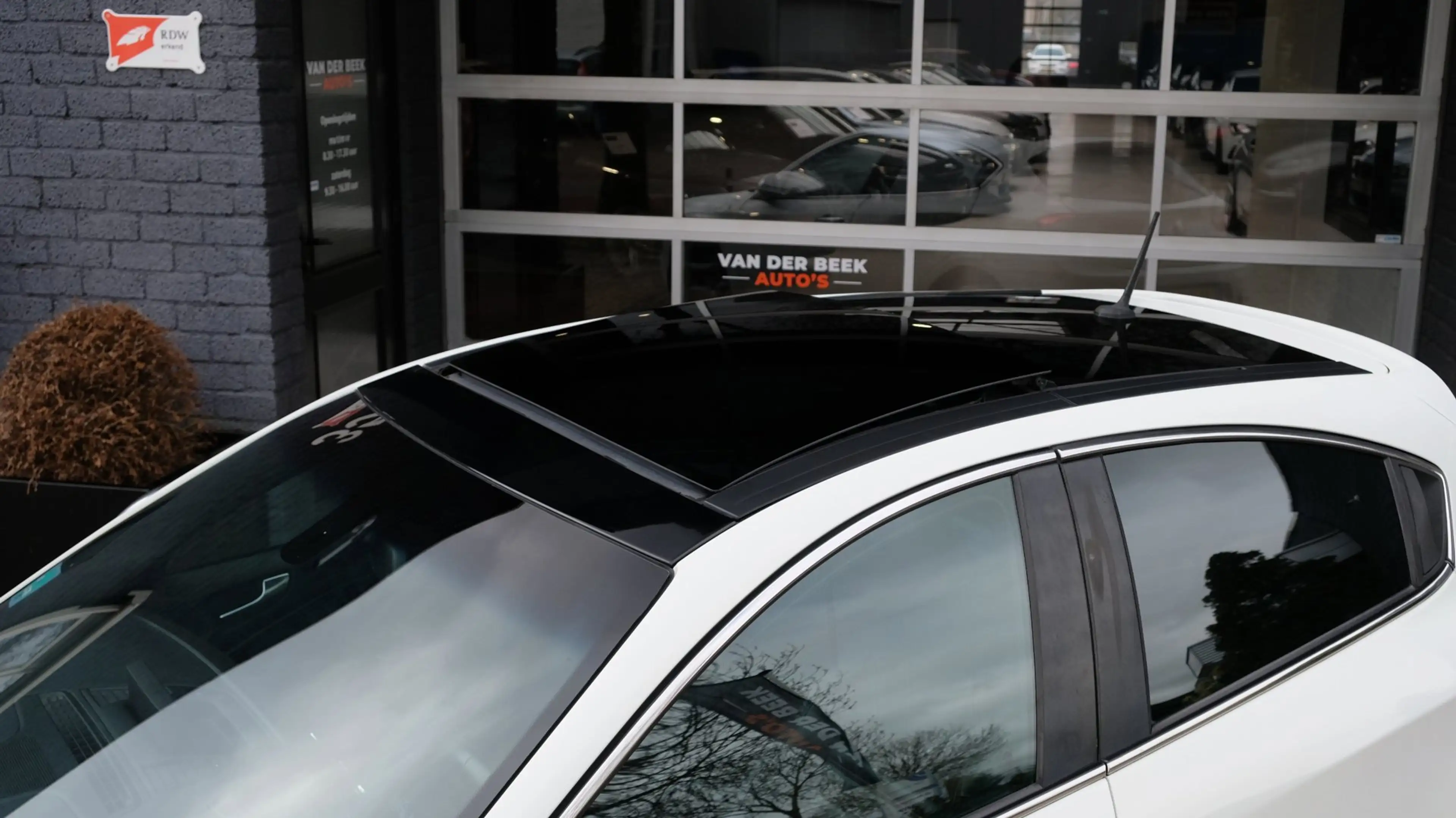 Alfa Romeo Giulietta 1.7 TBi Quadrifoglio Verde |Bose|Leder|Pano|Xenon — photo 18